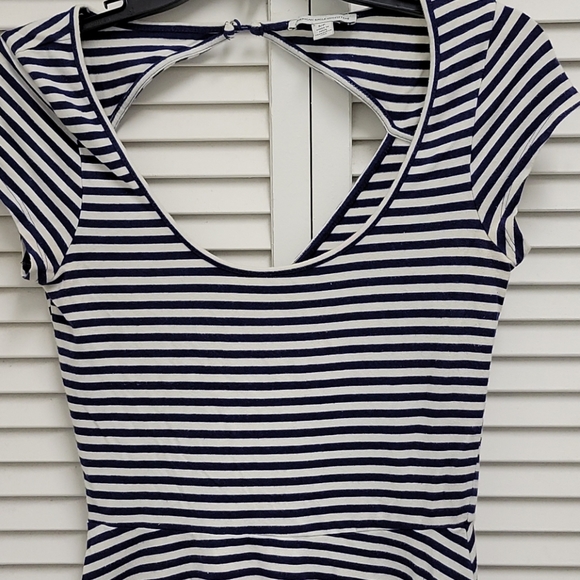 Navy striped dress - Picture 4 of 5